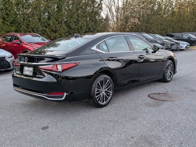 2025 Lexus ES 300h