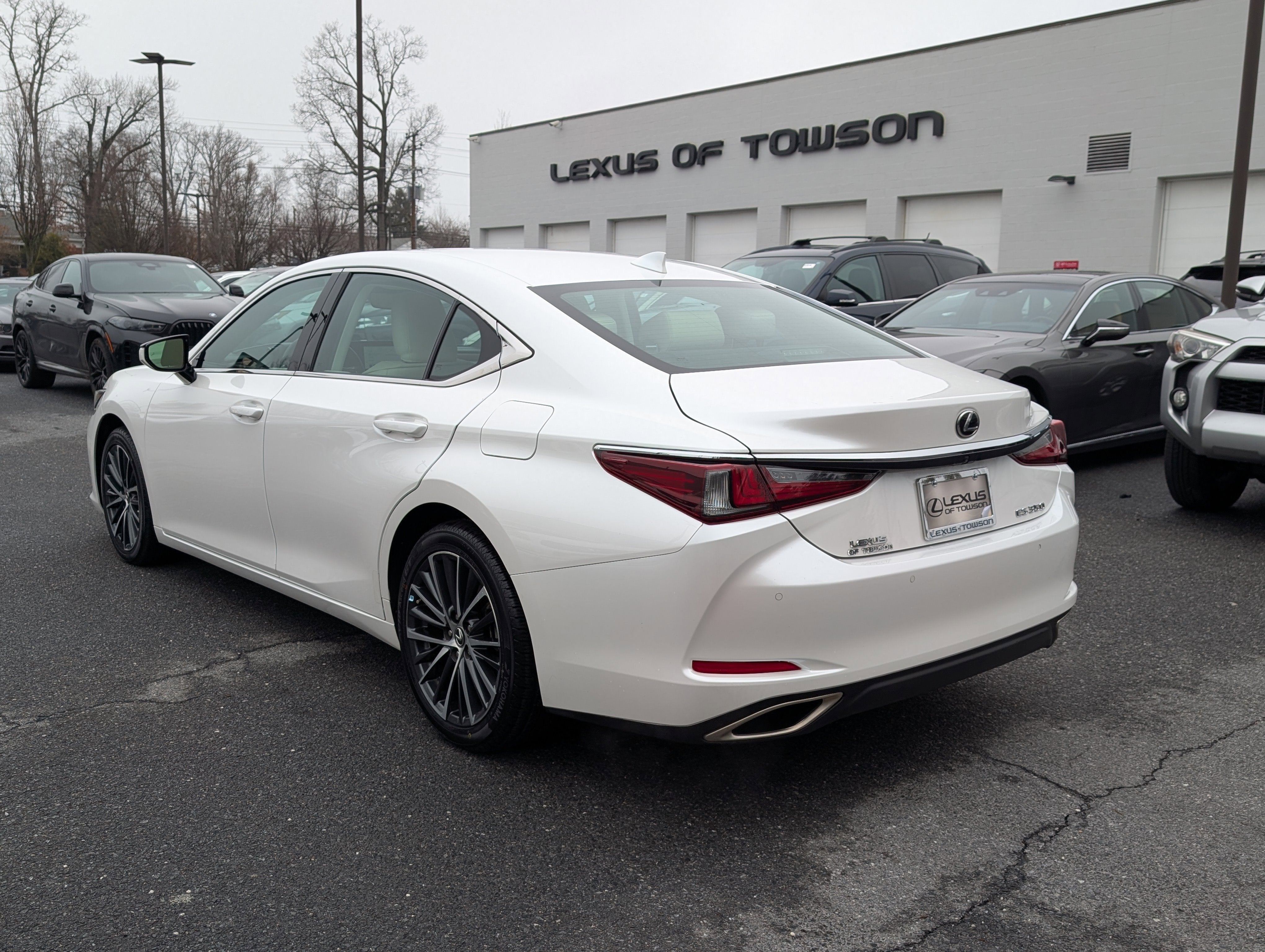 2024 Lexus ES 350