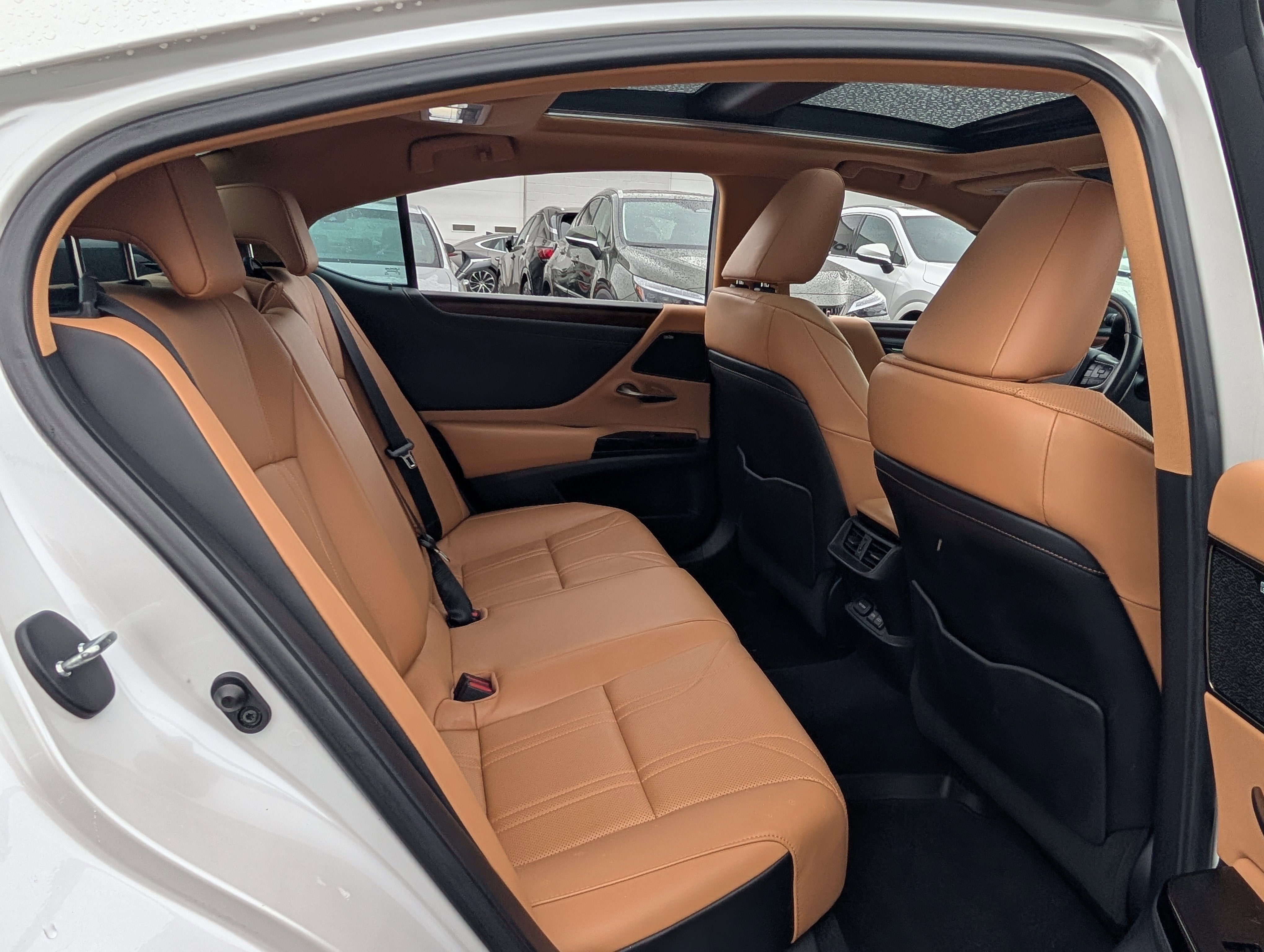 2022 Lexus ES 350 Luxury