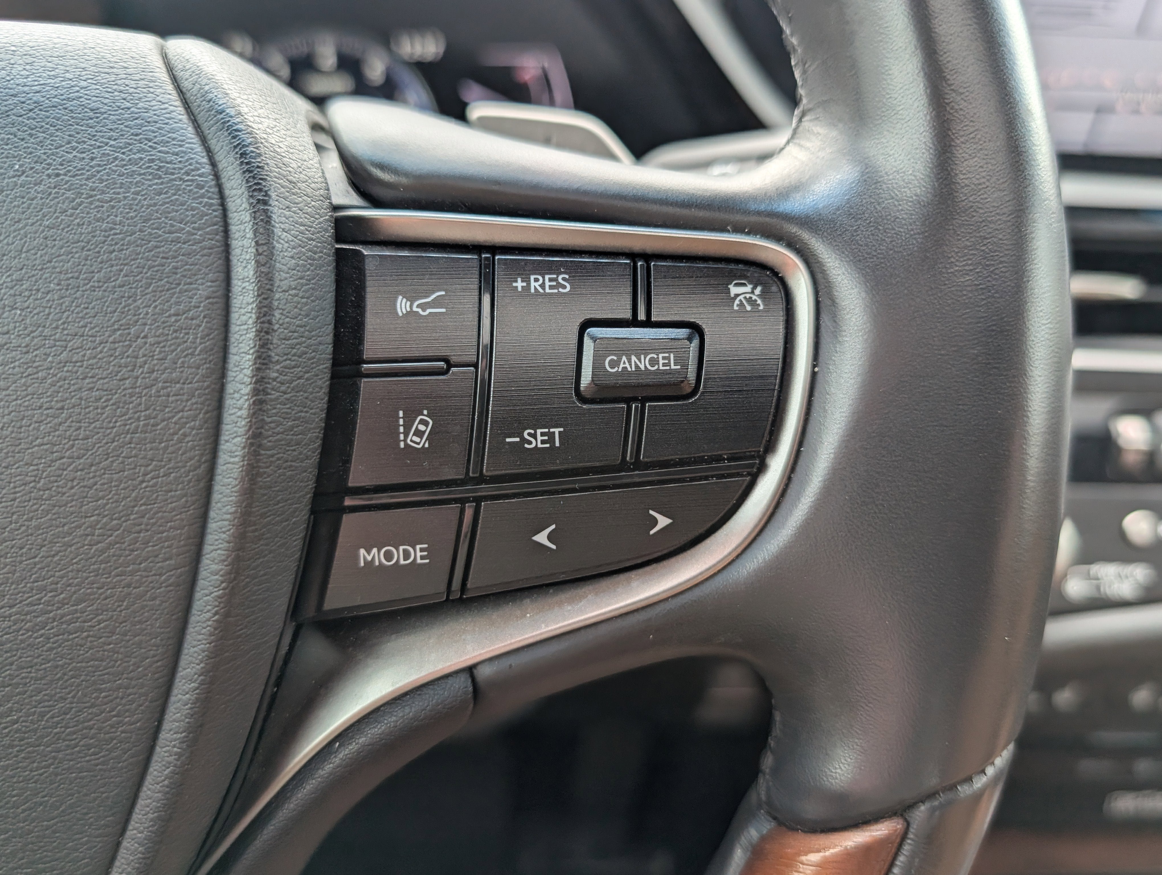 2022 Lexus ES 350 Luxury