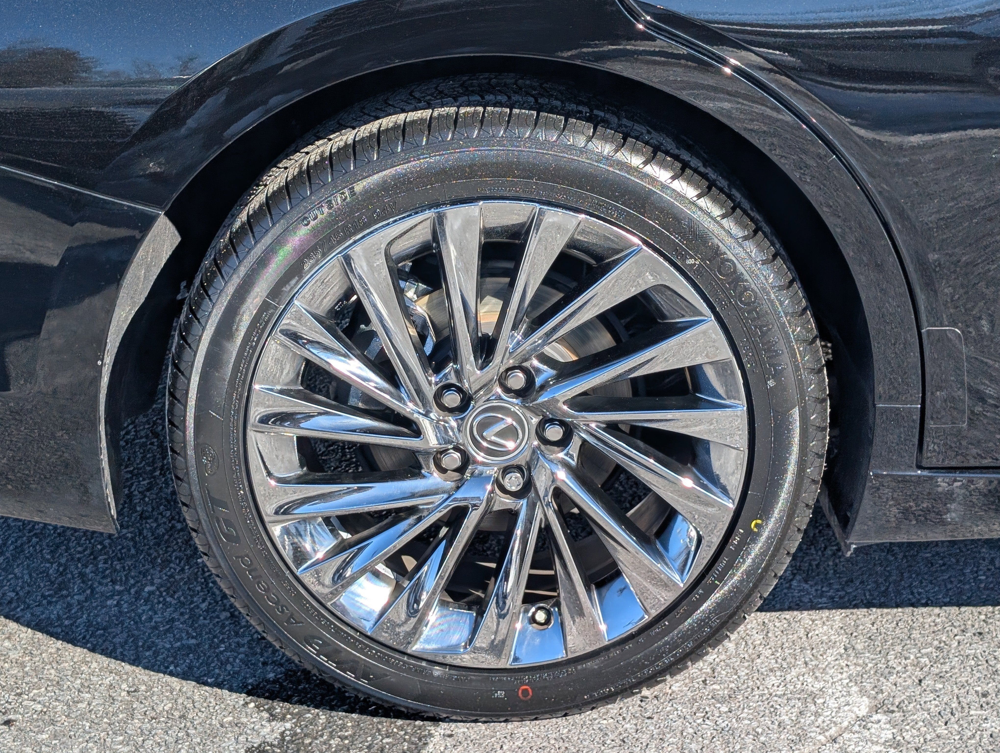 2024 Lexus ES 300h Ultra Luxury