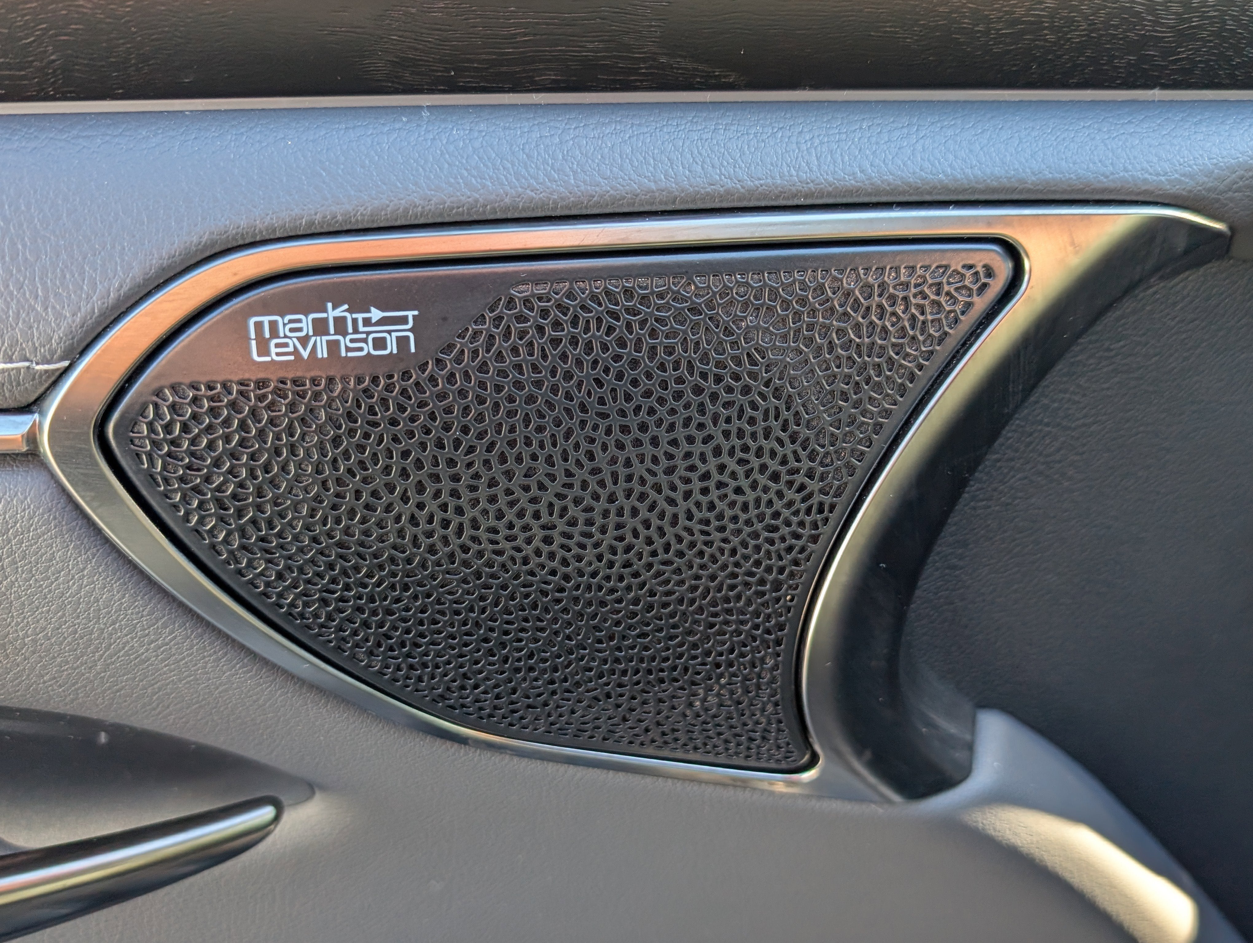 2024 Lexus ES 300h Ultra Luxury