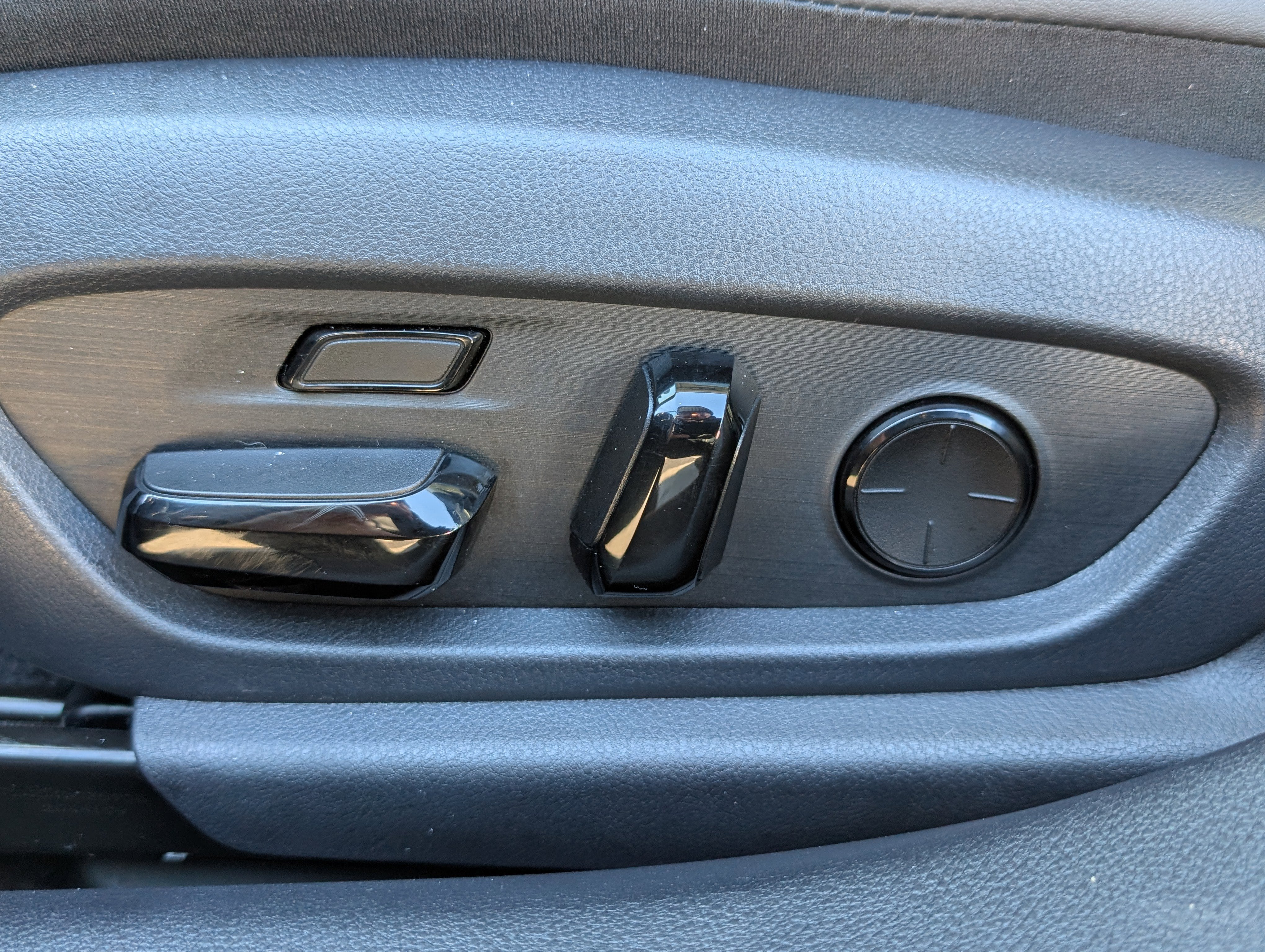 2024 Lexus ES 300h Ultra Luxury