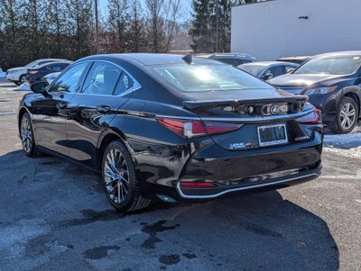 2024 Lexus ES 300h Ultra Luxury