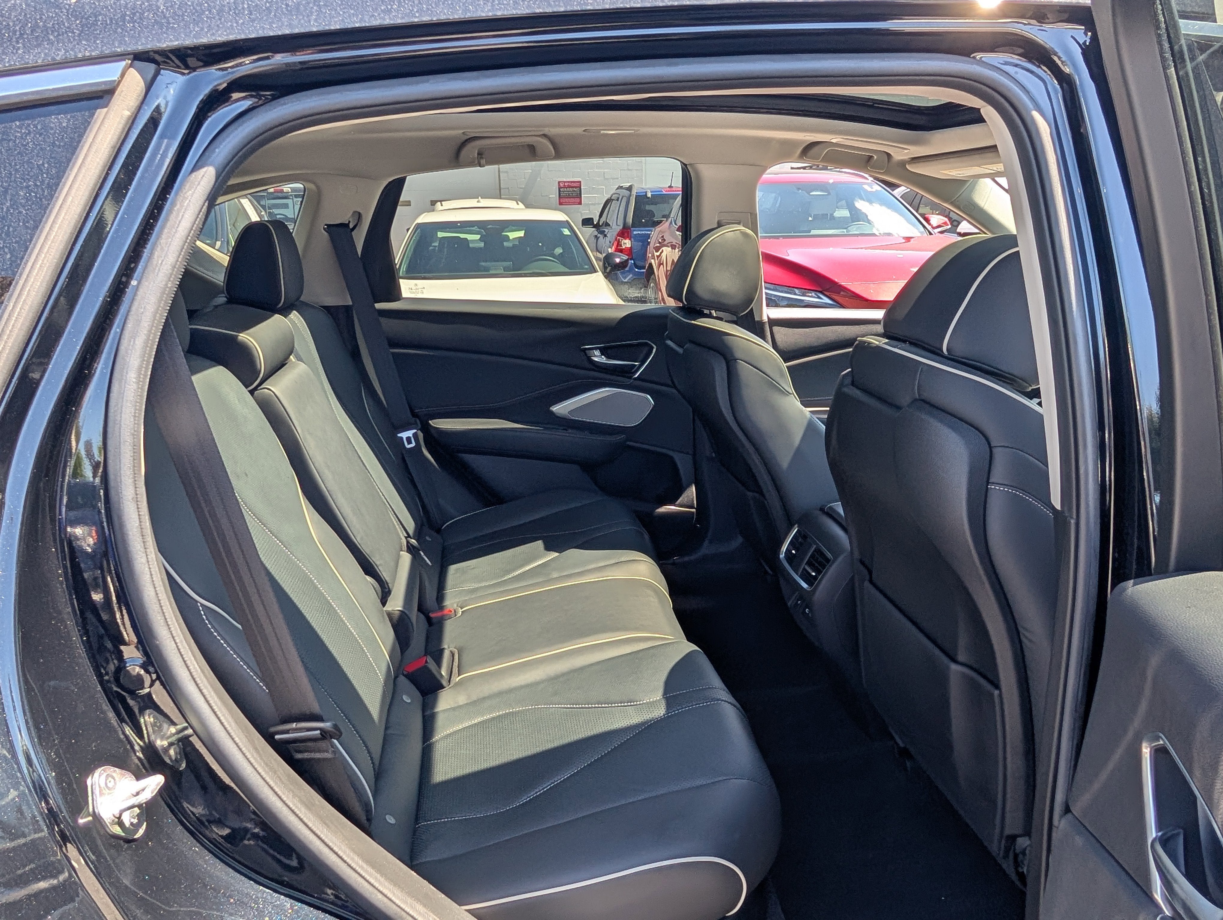 2023 Acura RDX w/Advance Package