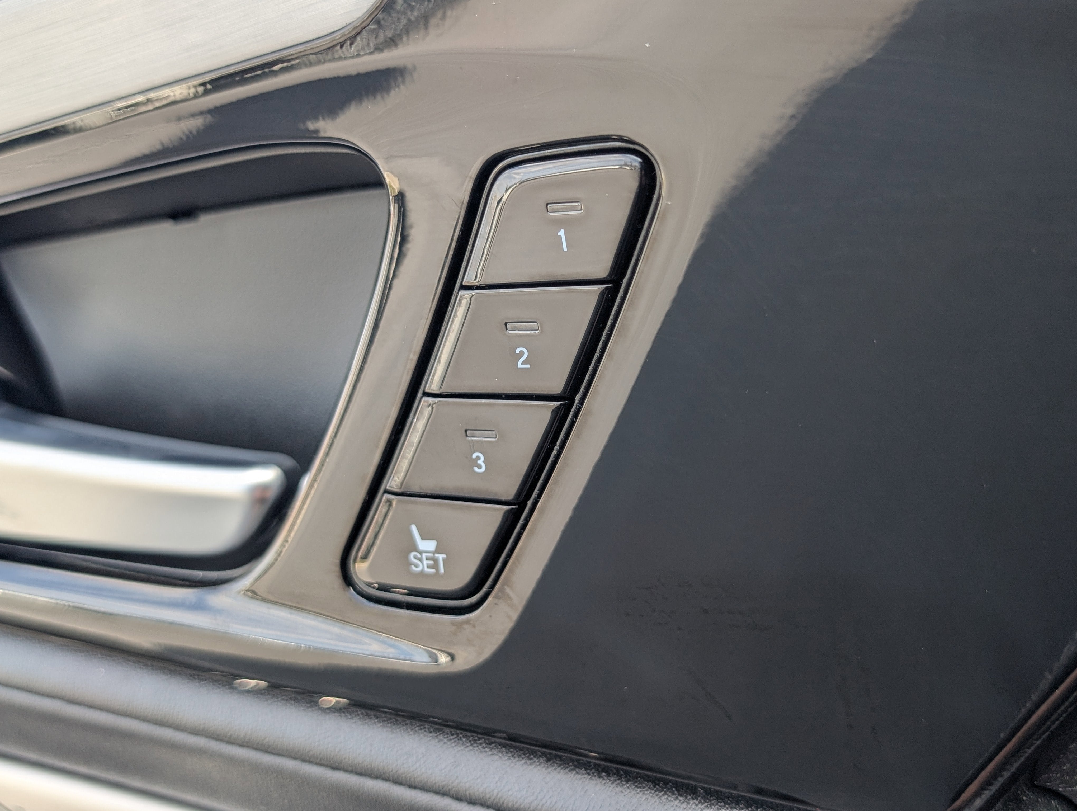 2023 Acura MDX w/Technology Package