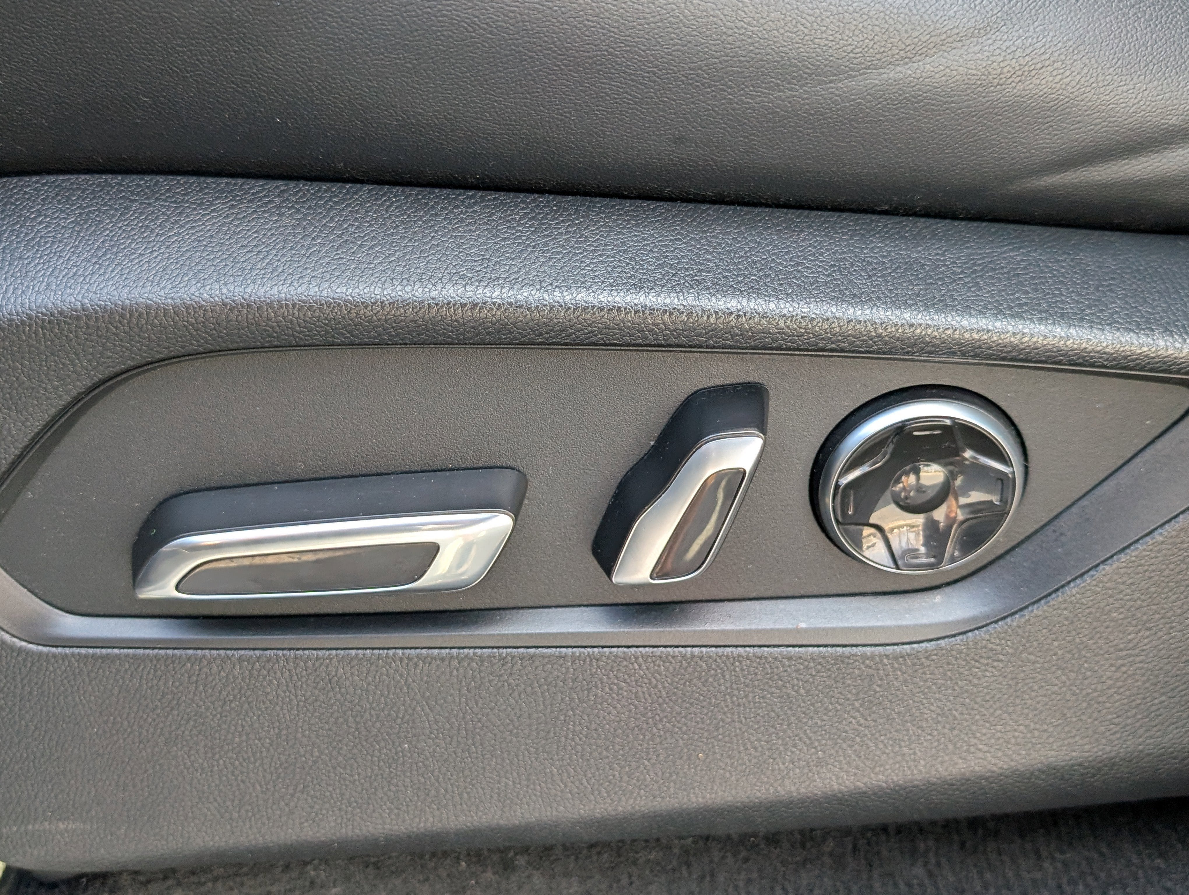 2023 Acura MDX w/Technology Package