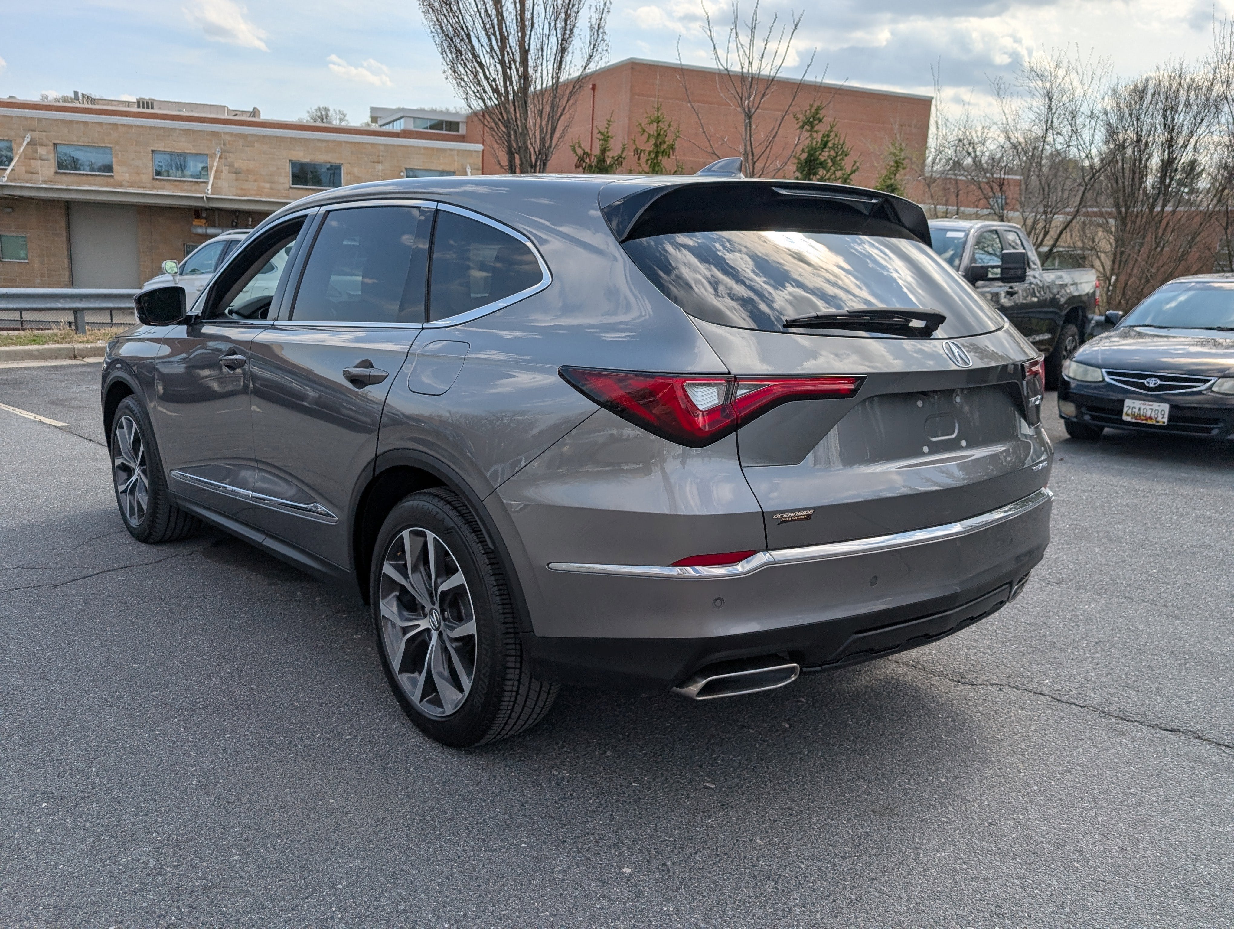 2023 Acura MDX w/Technology Package
