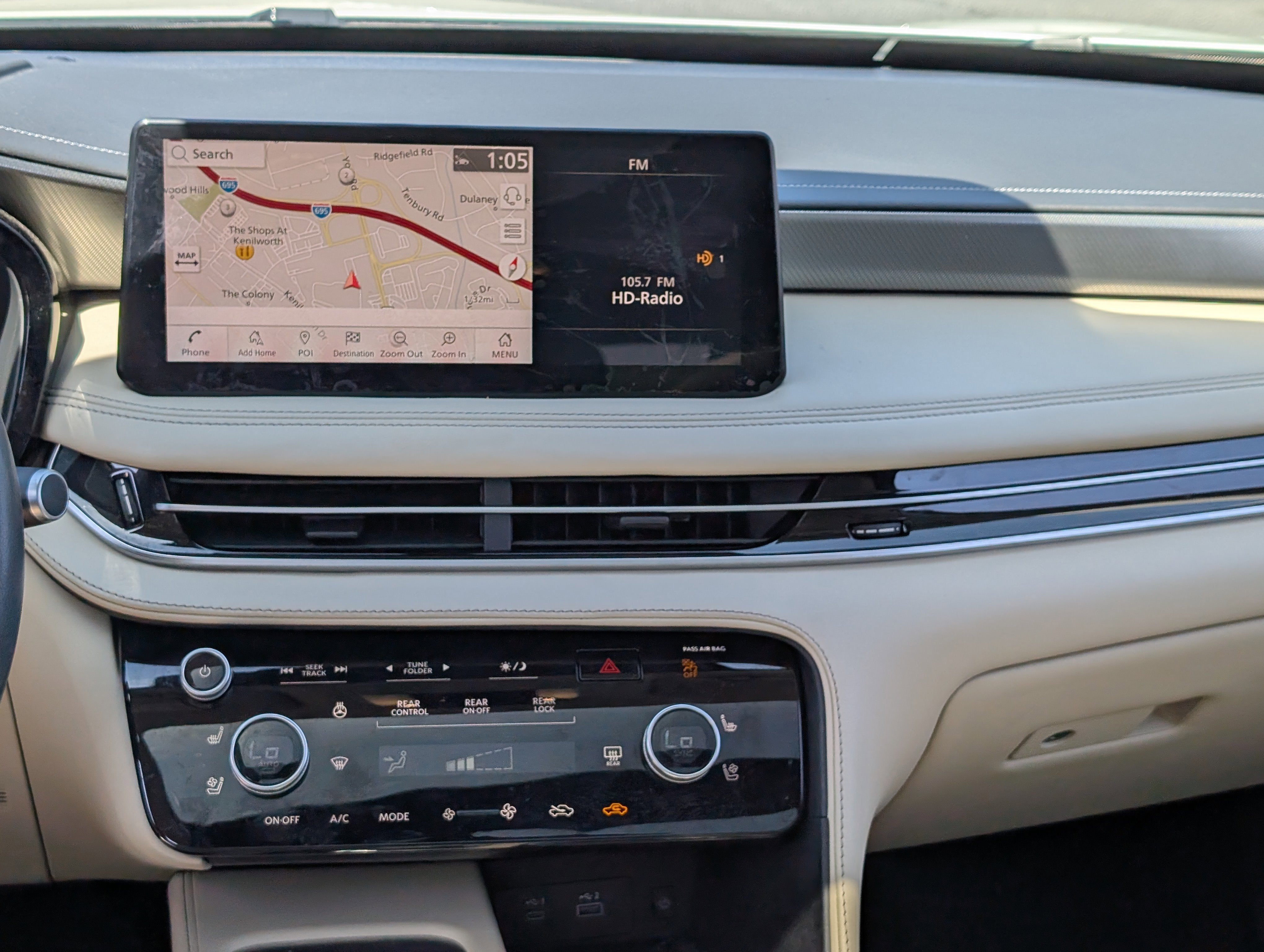 2023 INFINITI QX60 LUXE