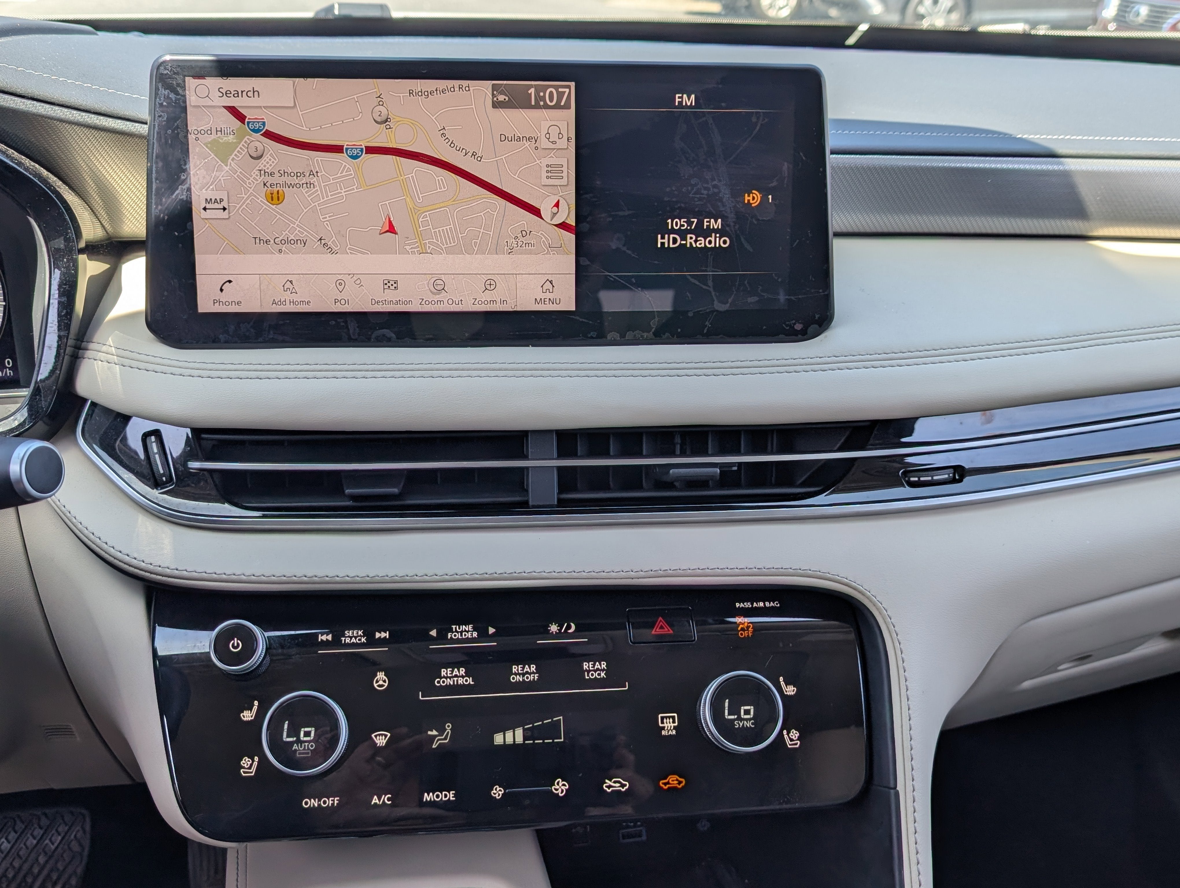 2023 INFINITI QX60 LUXE