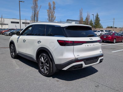 2023 INFINITI QX60 LUXE