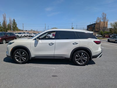 2023 INFINITI QX60 LUXE