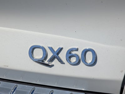2023 INFINITI QX60 LUXE