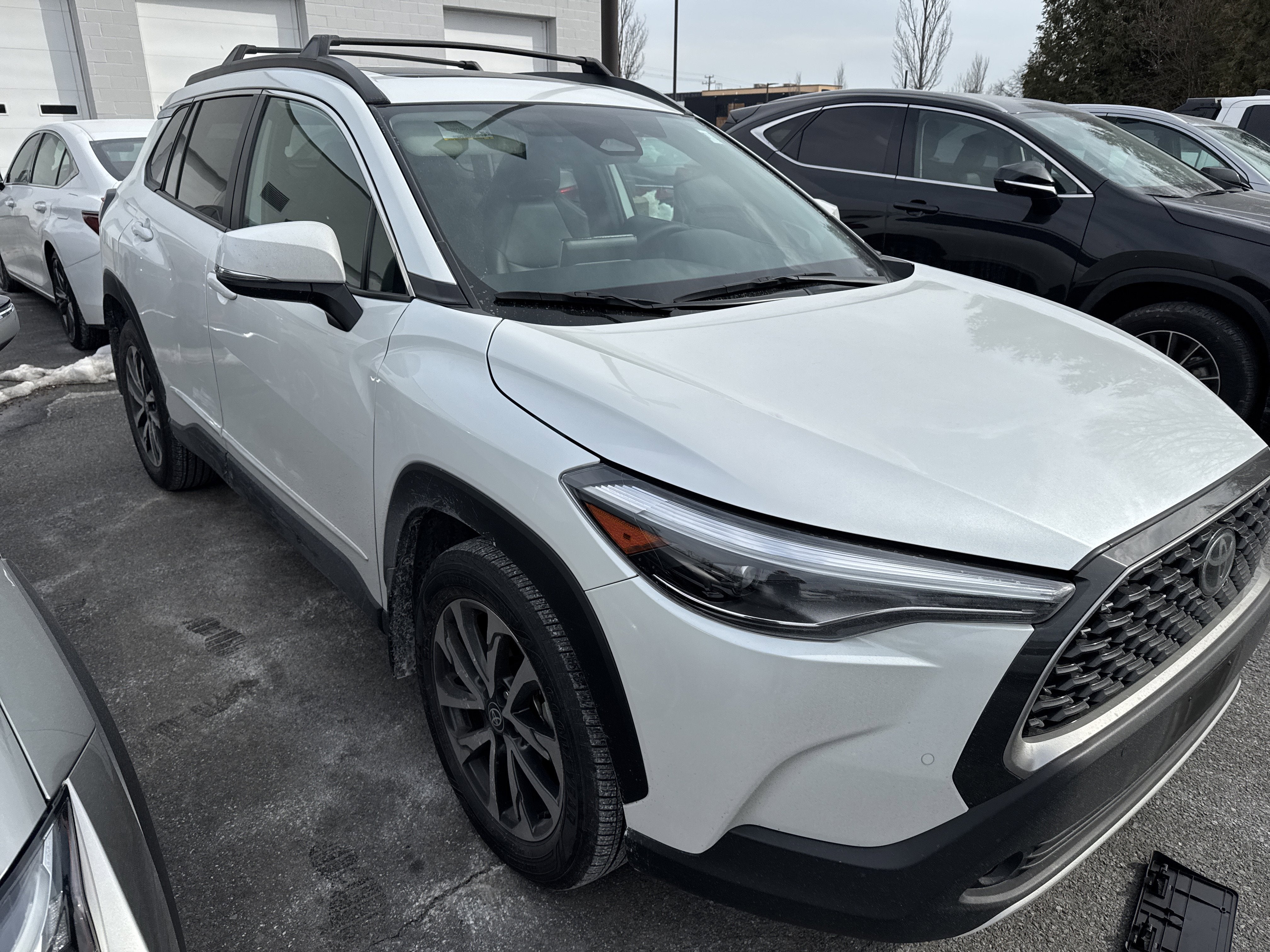 2023 Toyota Corolla Cross XLE