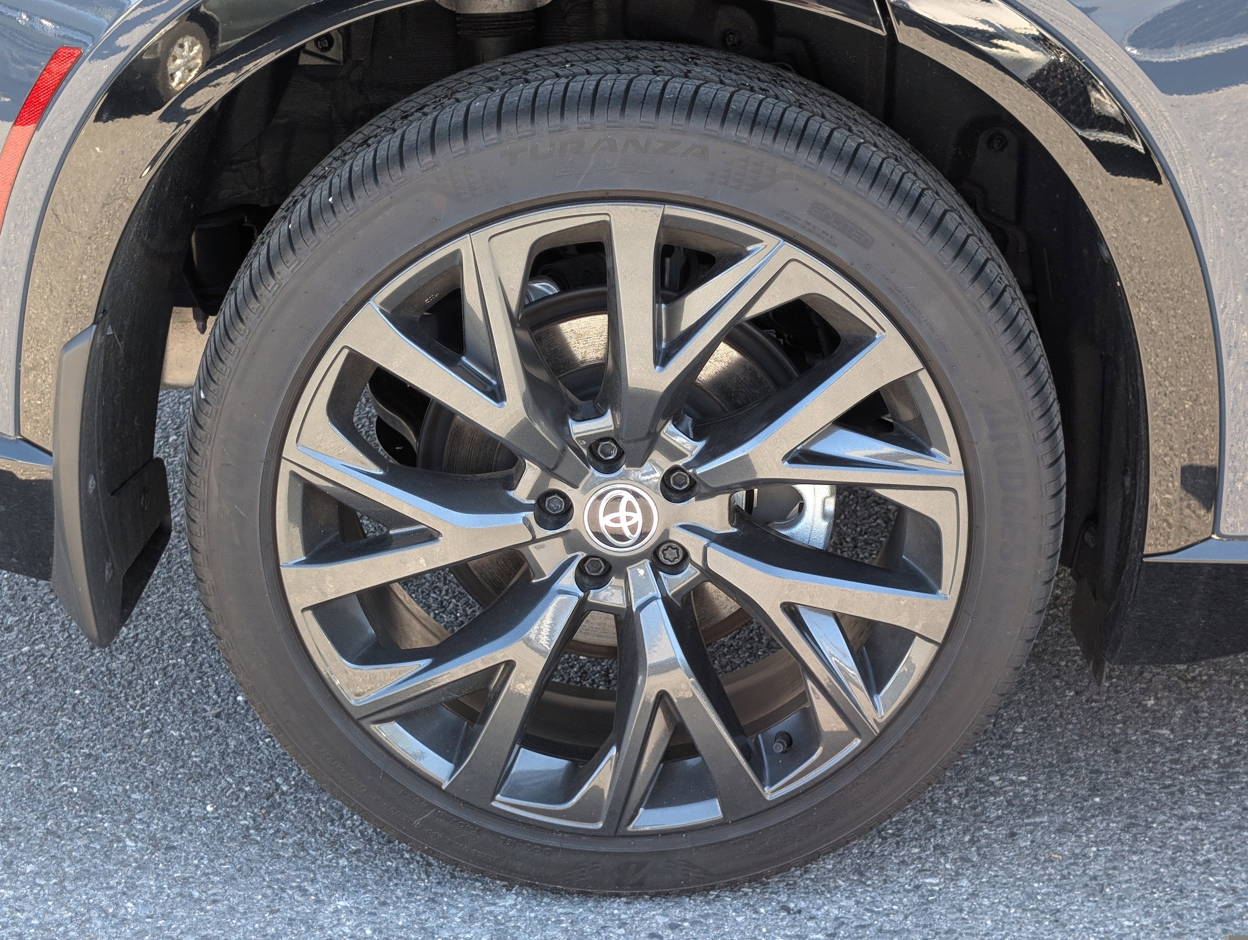 2025 Toyota Crown Signia Limited