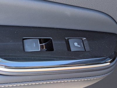 2025 Toyota Crown Signia Limited