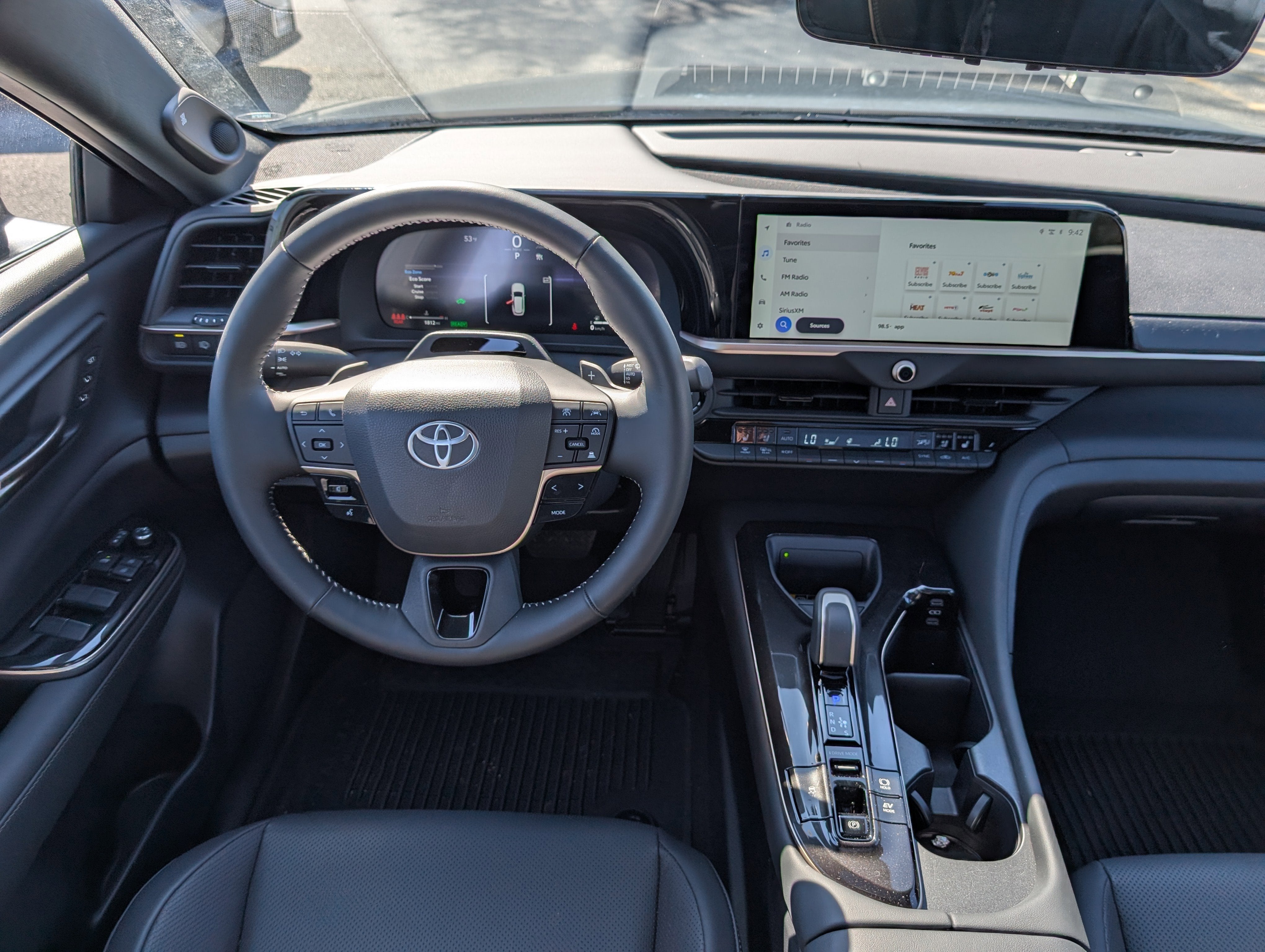 2025 Toyota Crown Signia Limited