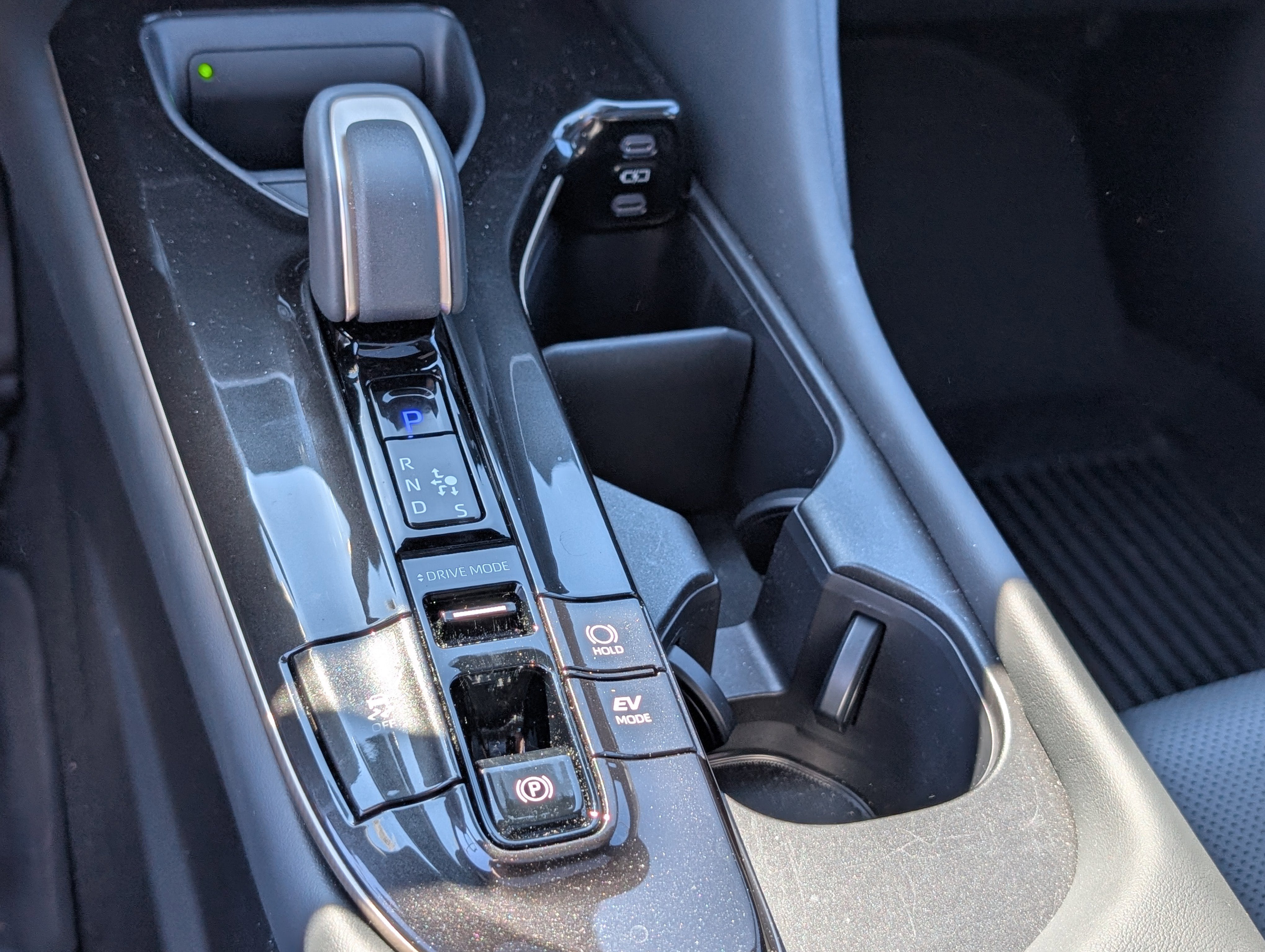 2025 Toyota Crown Signia Limited