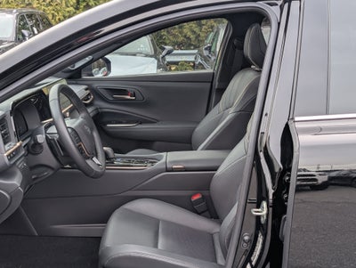 2025 Toyota Crown Signia Limited