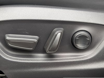 2025 Toyota Crown Signia Limited