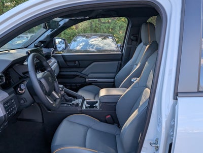 2025 Toyota 4Runner Hybrid Trailhunter