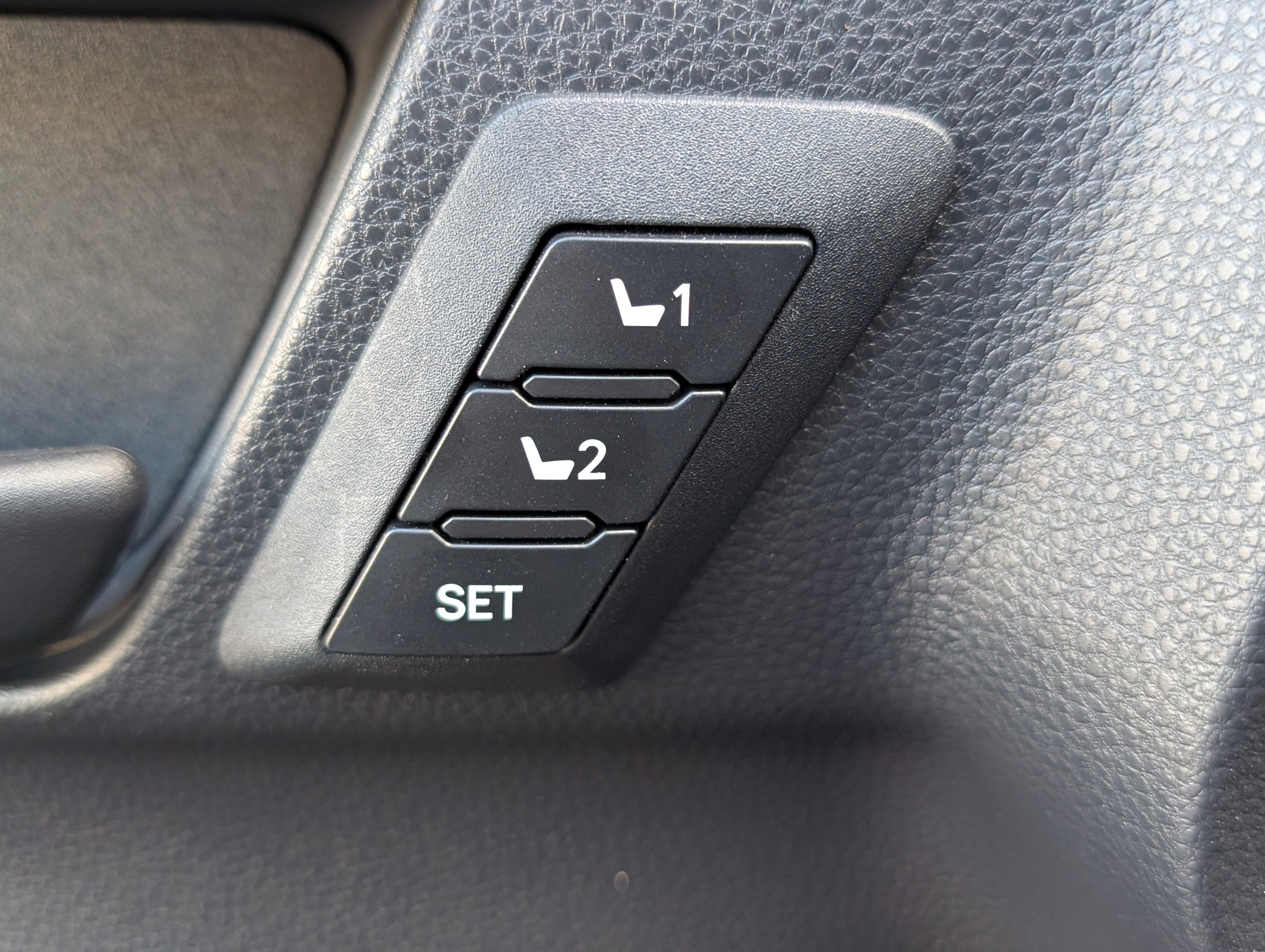 2025 Toyota 4Runner Hybrid Trailhunter