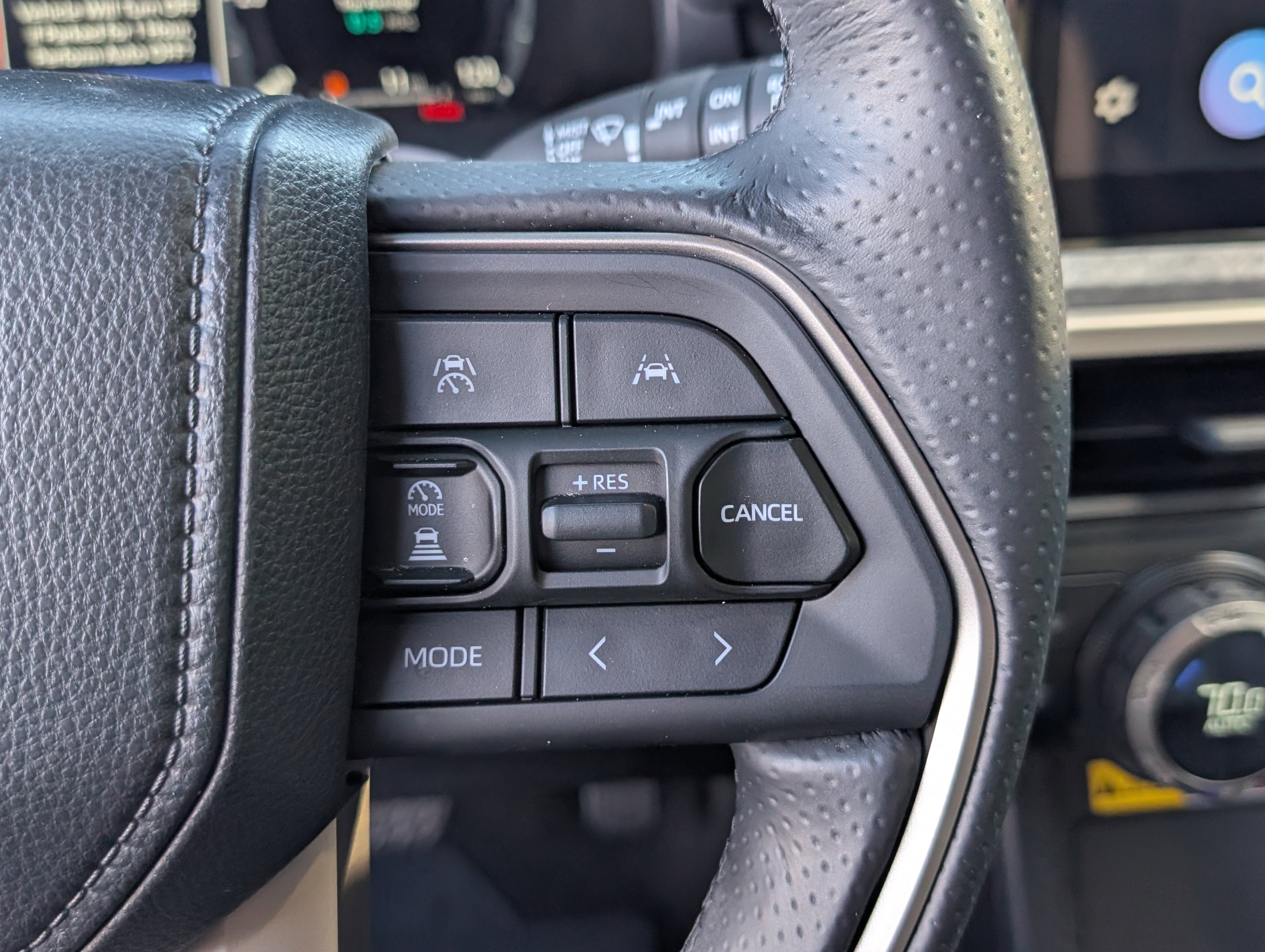 2025 Toyota 4Runner Hybrid Trailhunter