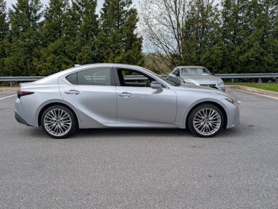 2023 Lexus IS 300