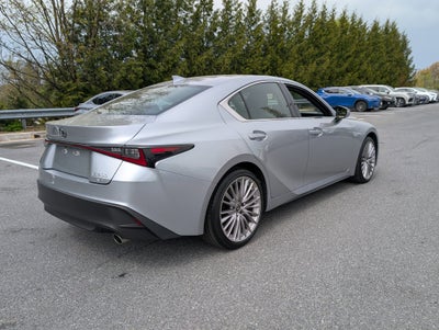 2023 Lexus IS 300