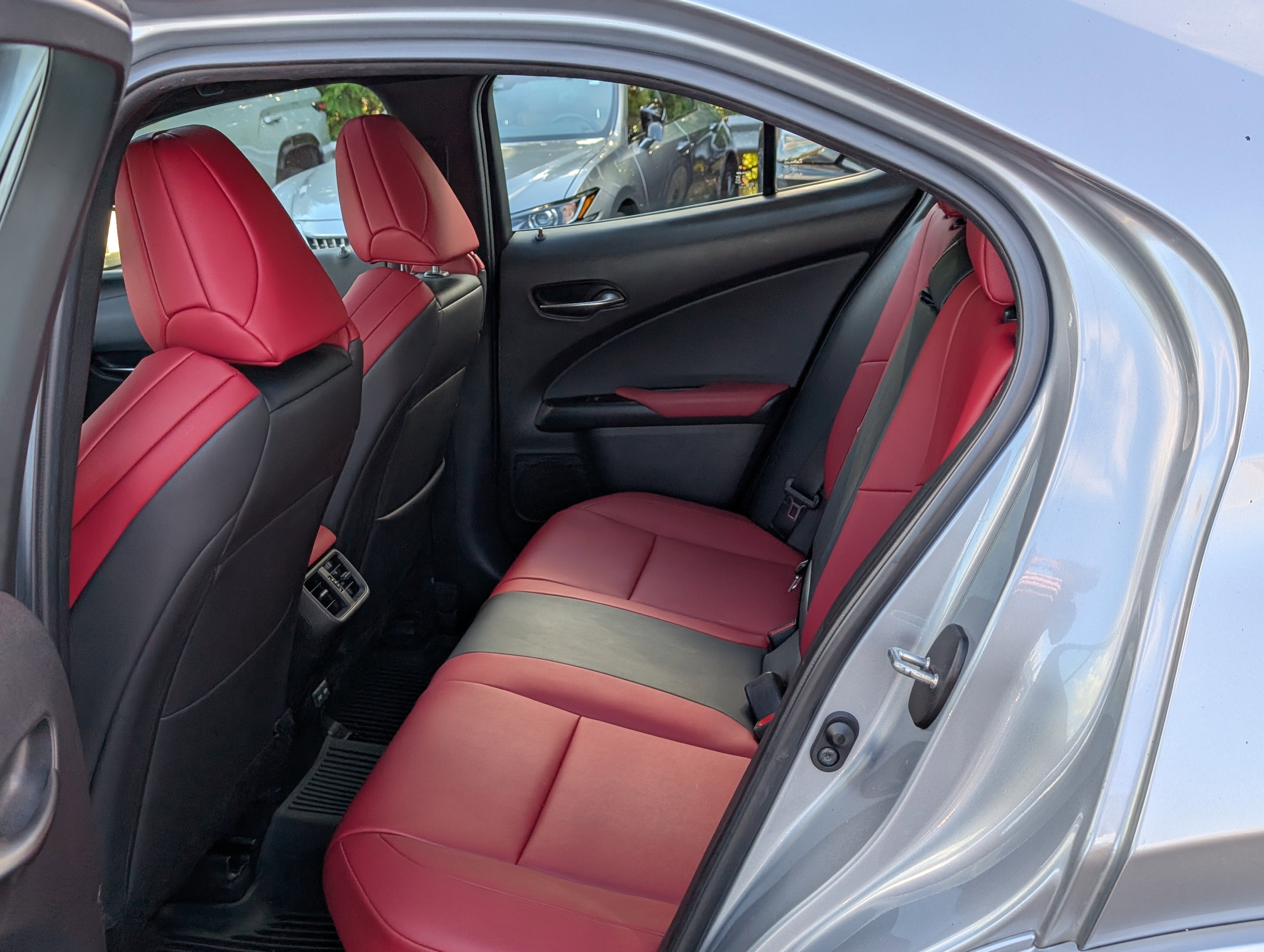 2023 Lexus UX 250h F SPORT Handling