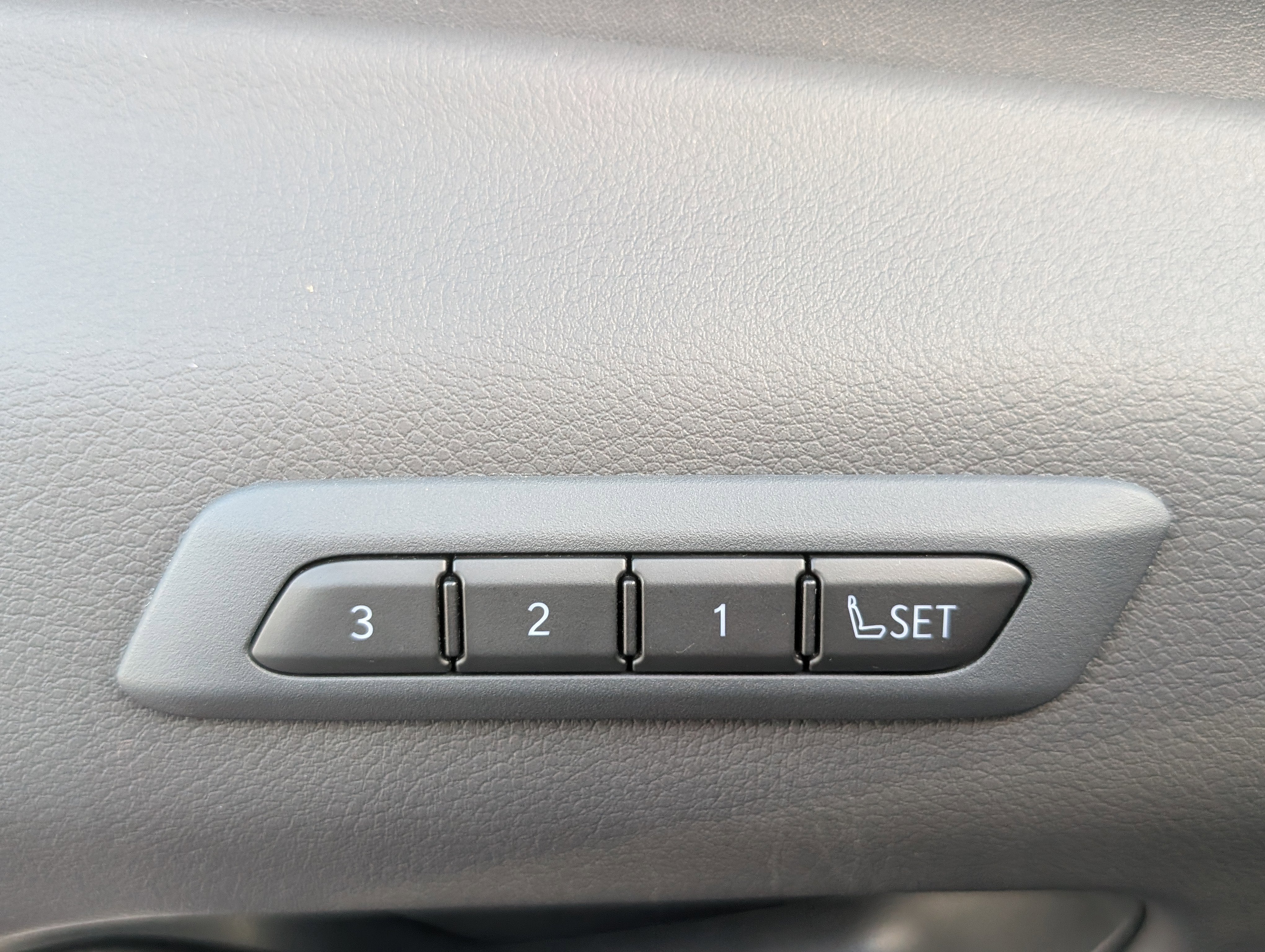 2023 Lexus UX 250h F SPORT Handling