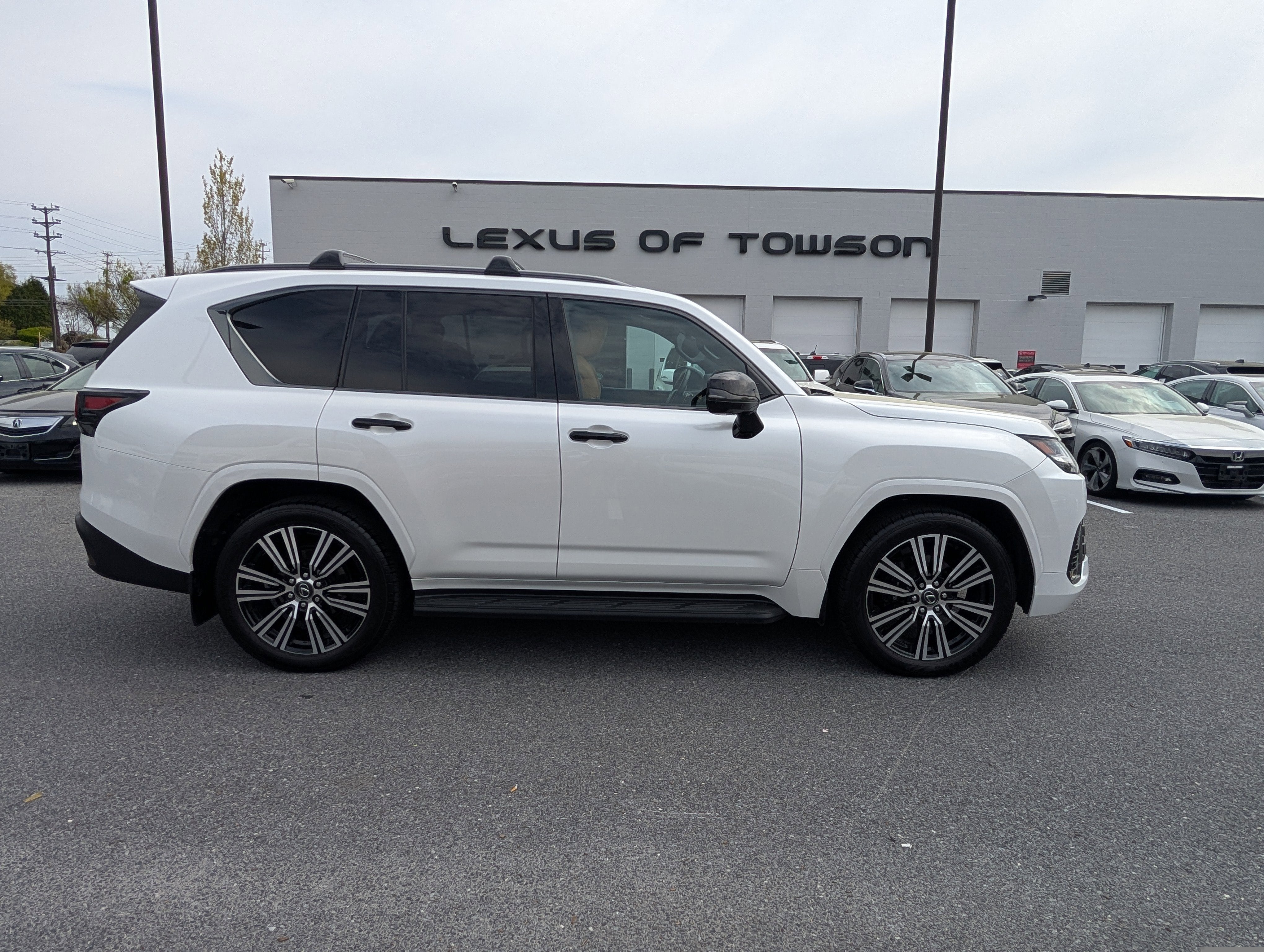 2024 Lexus LX 600 Luxury