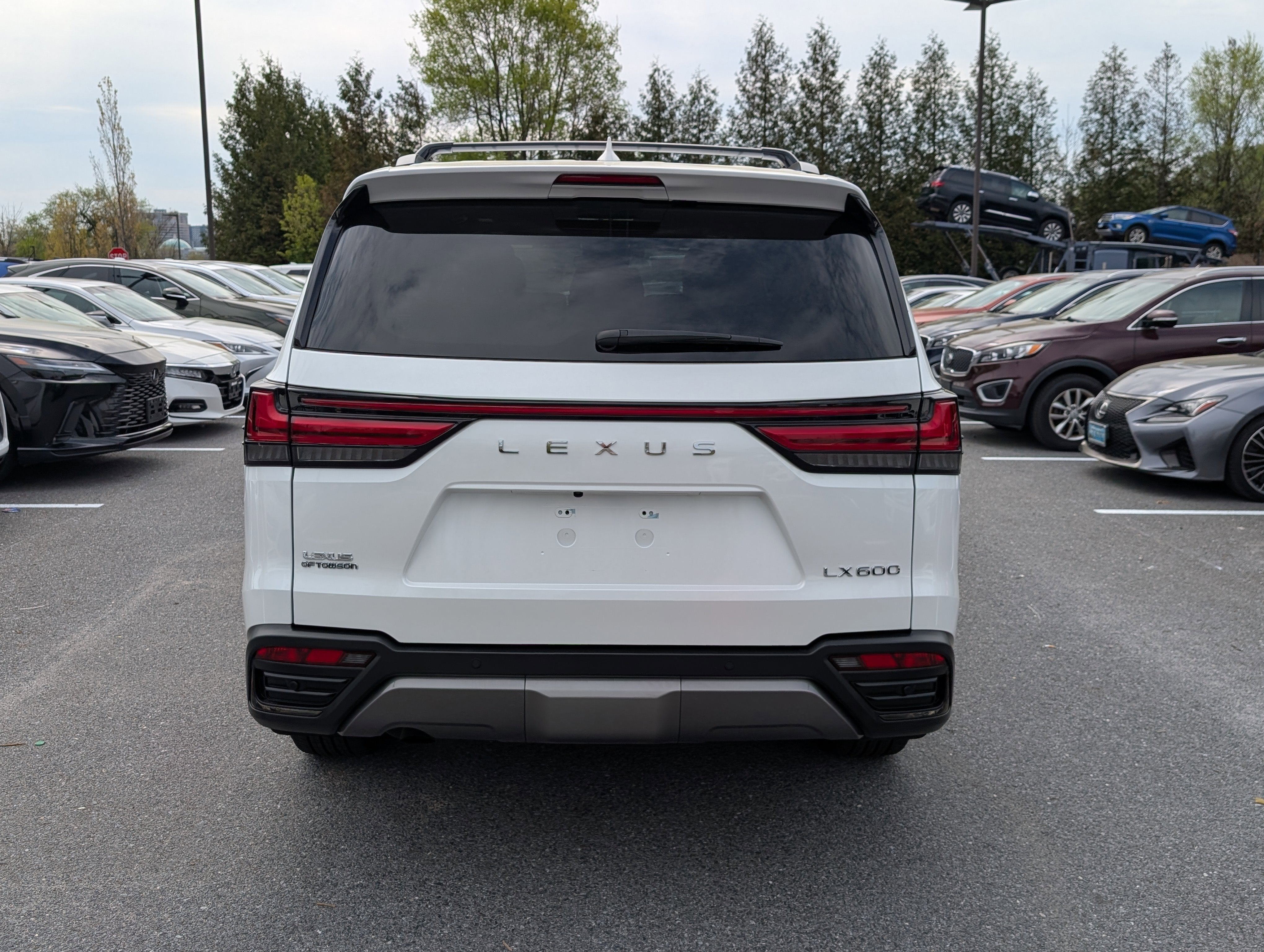 2024 Lexus LX 600 Luxury