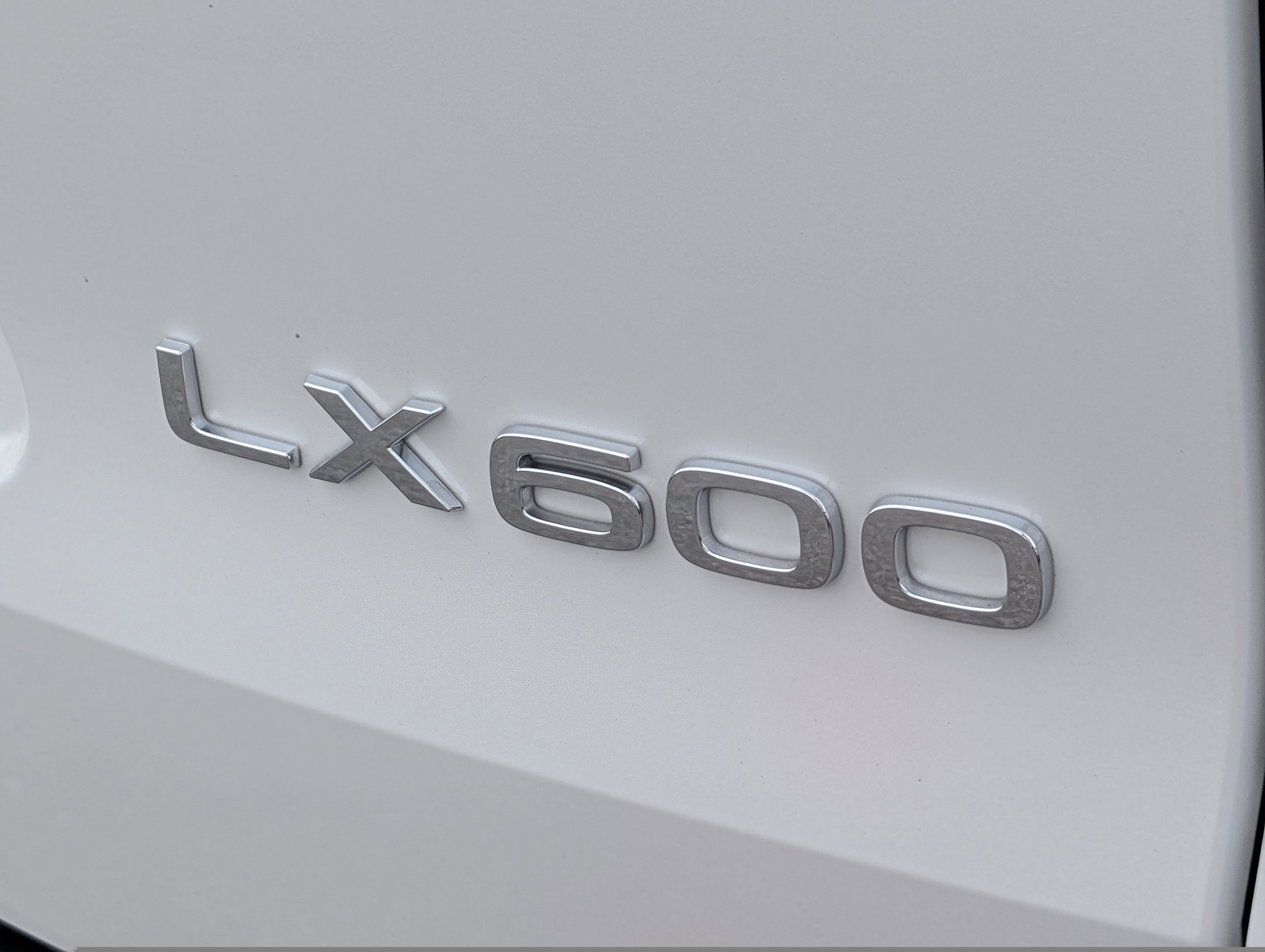 2024 Lexus LX 600 Luxury