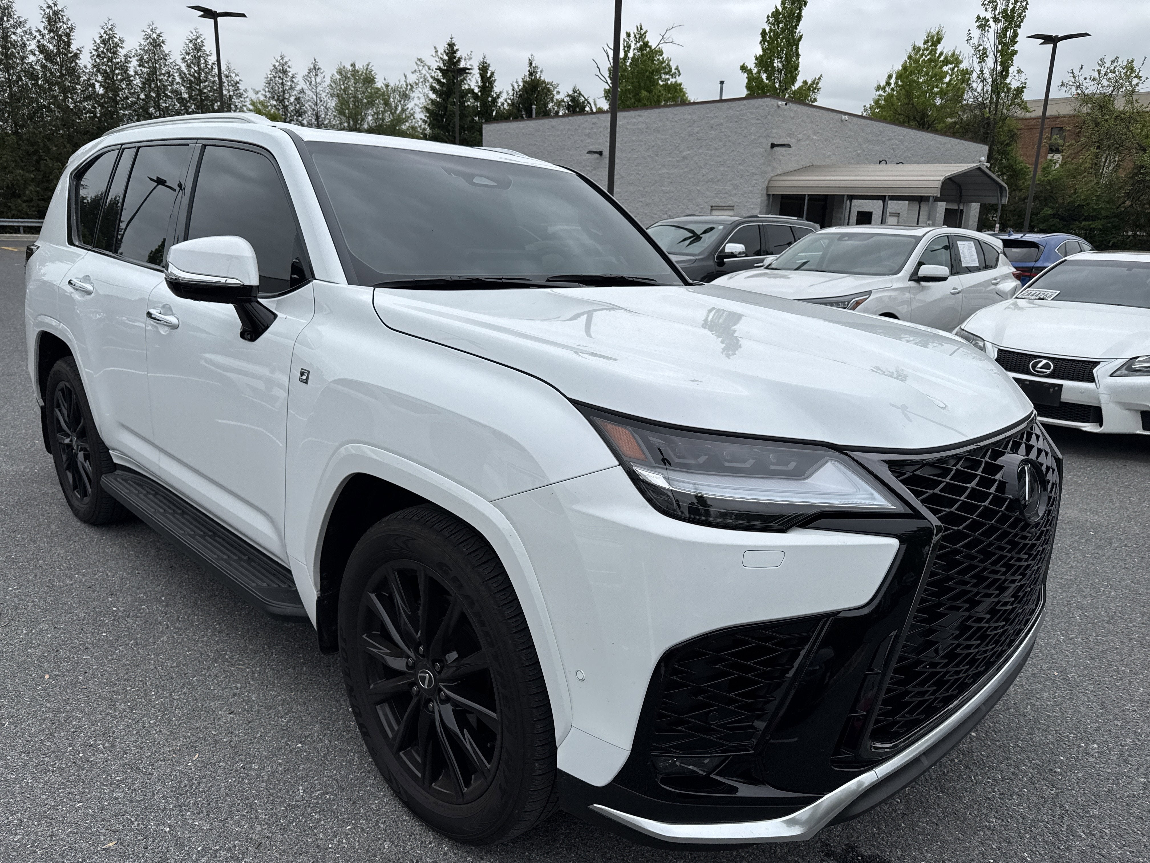 2025 Lexus LX 700h F SPORT