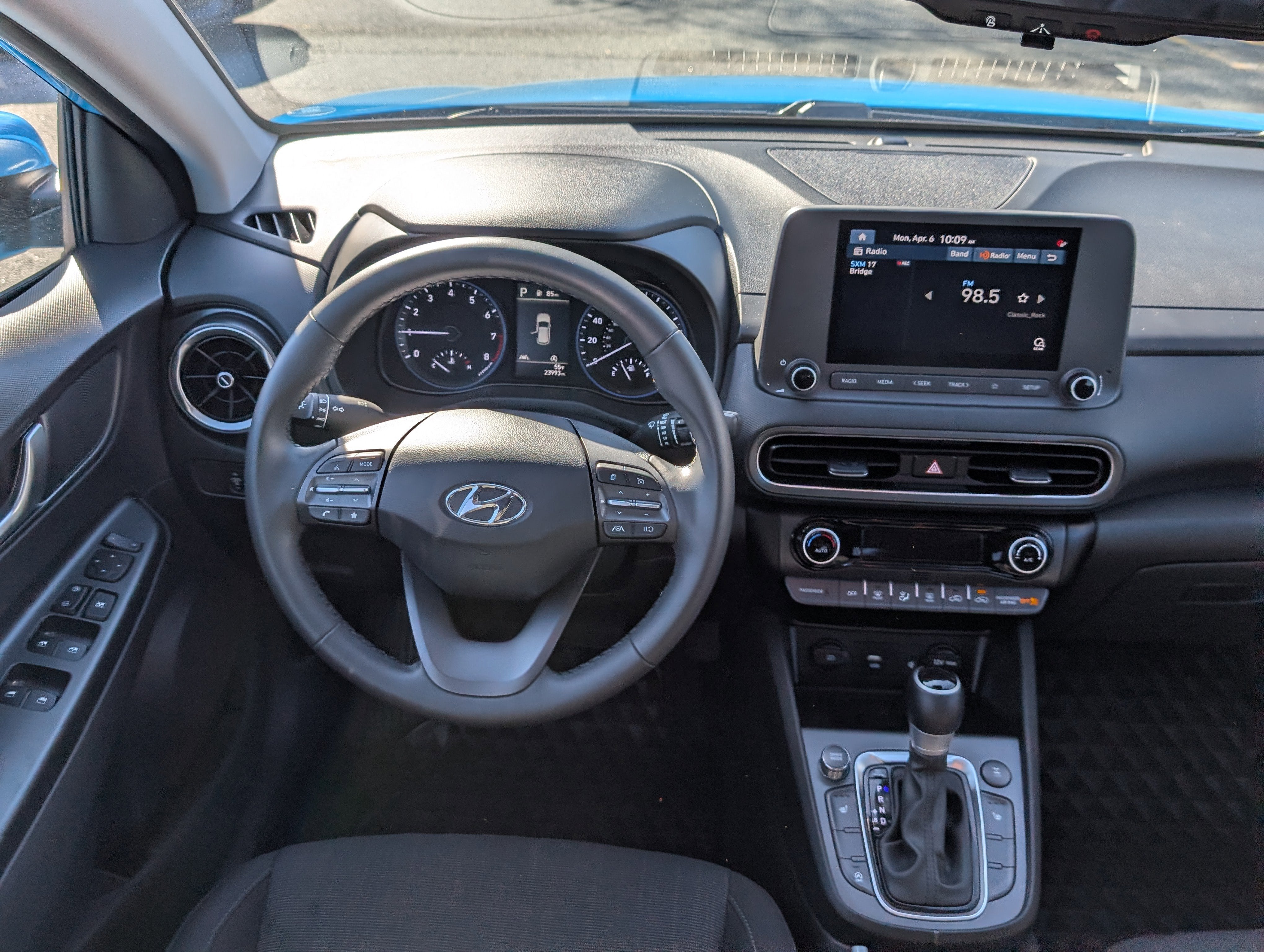 2022 Hyundai Kona SEL