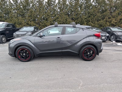 2022 Toyota C-HR XLE