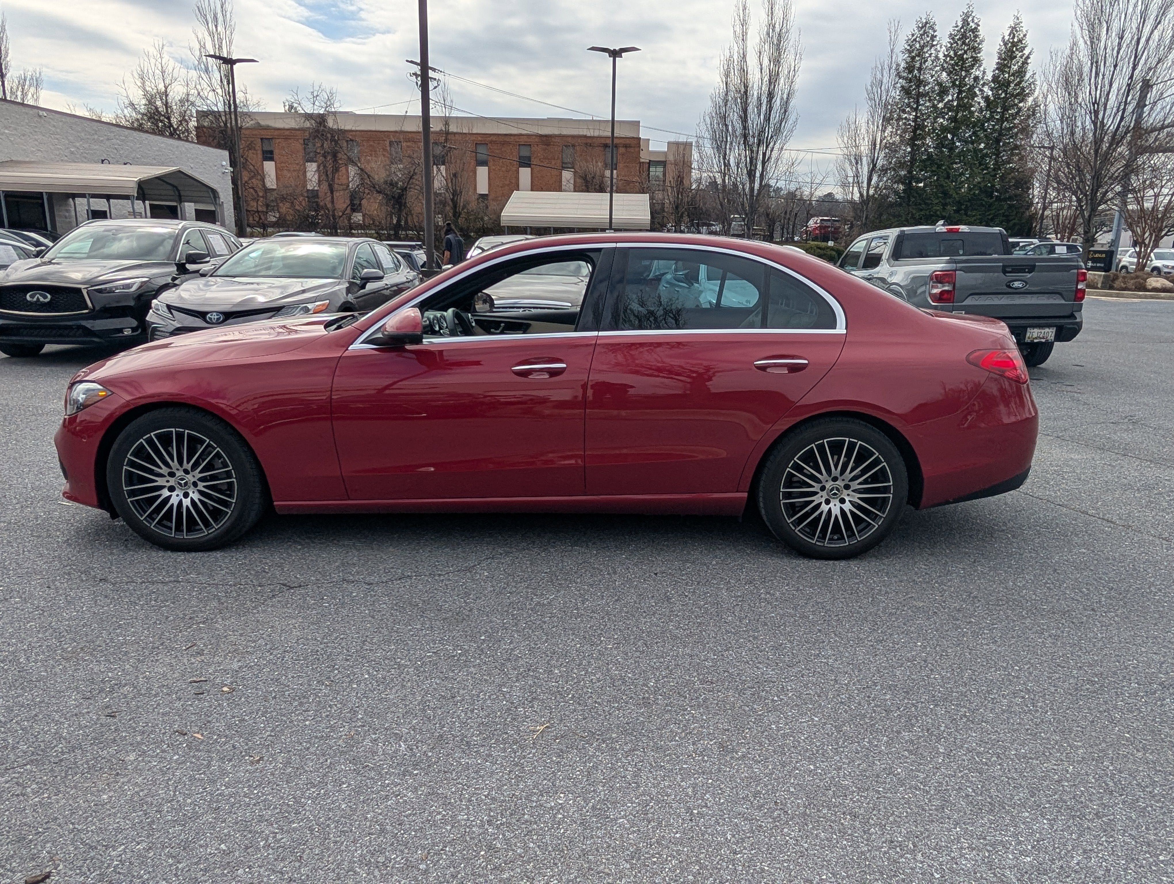 2025 Mercedes-Benz C-Class C 300