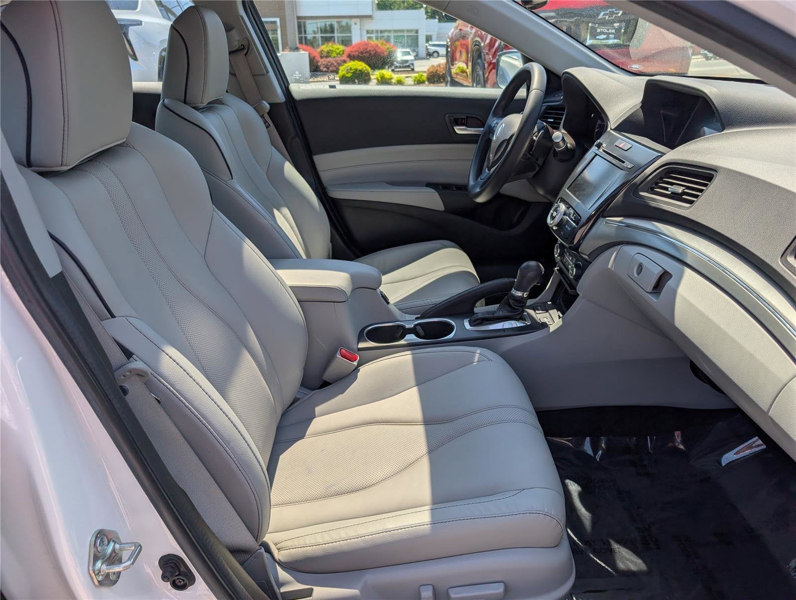 2020 Acura ILX w/Premium Pkg