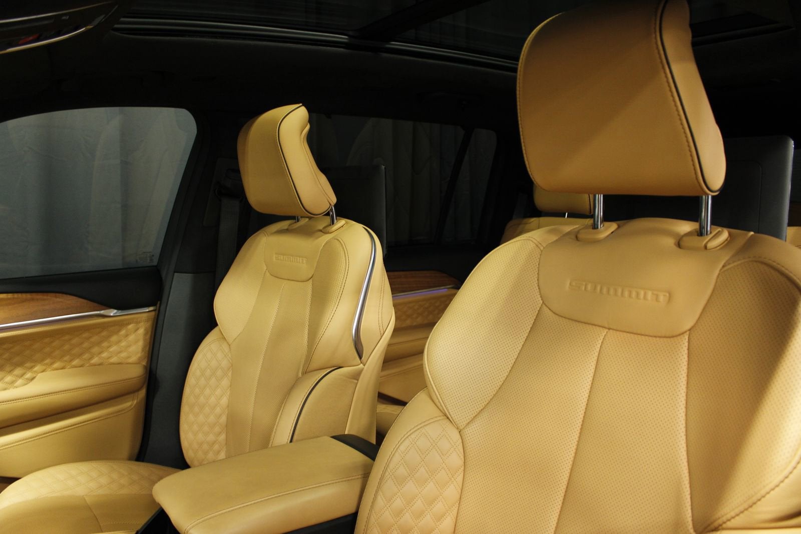 2025 Jeep Grand Cherokee L Summit Reserve