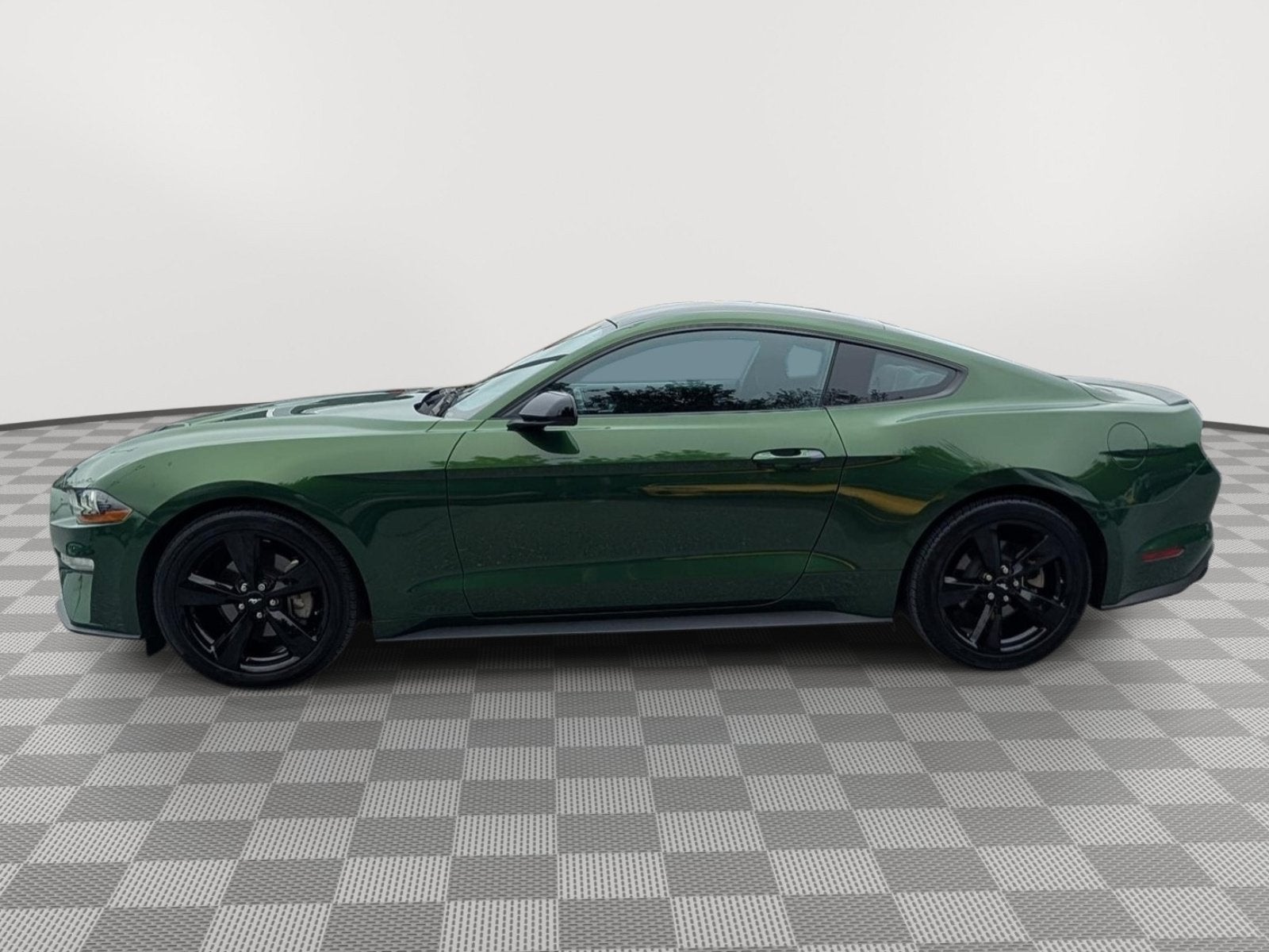 2022 Ford Mustang EcoBoost
