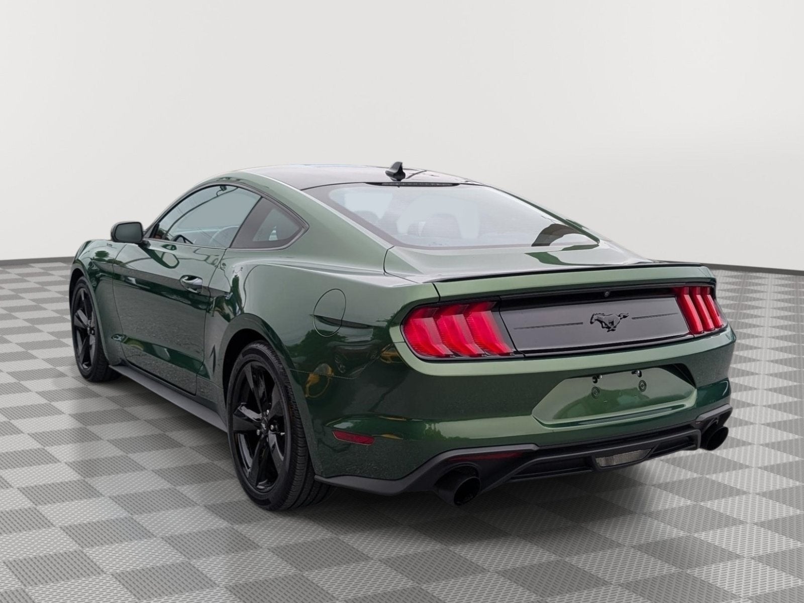 2022 Ford Mustang EcoBoost