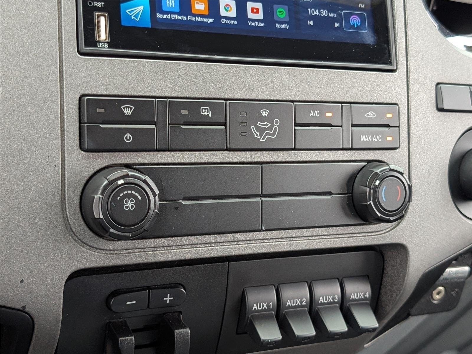 2011 Ford Super Duty F-250 SRW XL