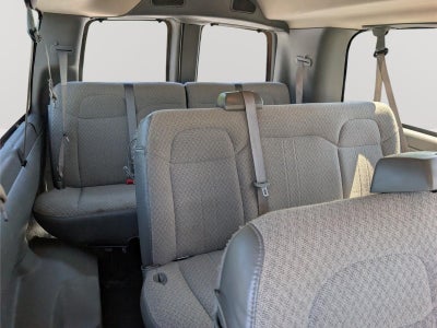 2025 Chevrolet Express Passenger 1LS