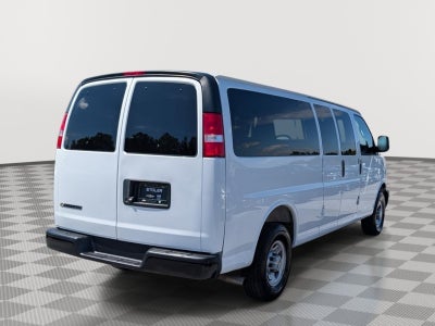 2025 Chevrolet Express Passenger 1LS