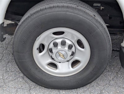 2023 Chevrolet Express Passenger 3500 1LS