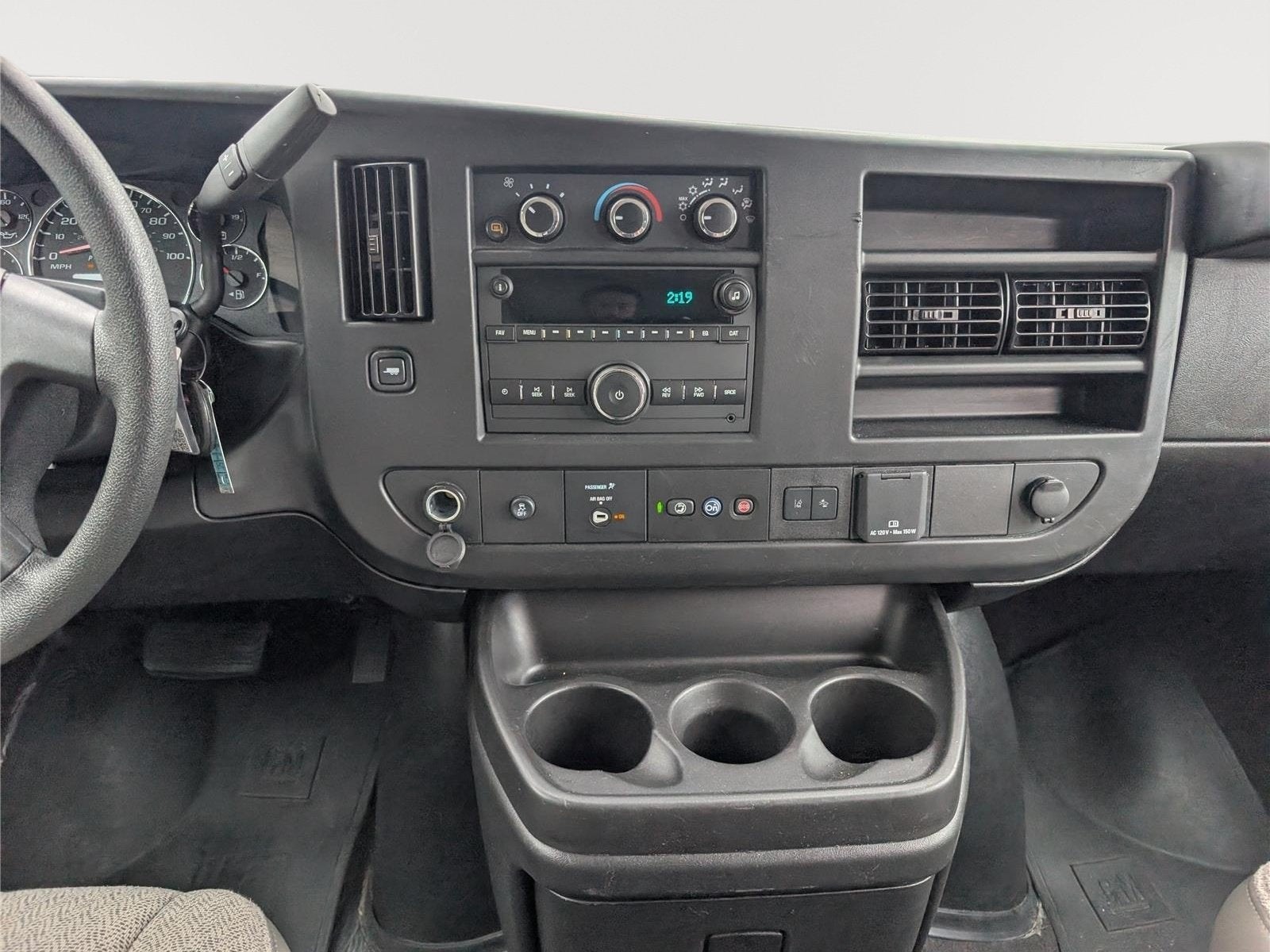 2025 Chevrolet Express Passenger 1LT