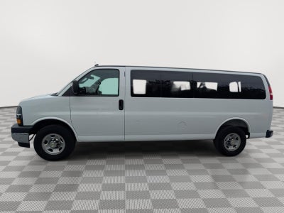 2025 Chevrolet Express Passenger 1LT