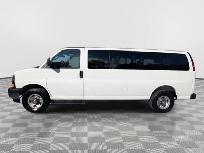2025 Chevrolet Express Passenger 1LT