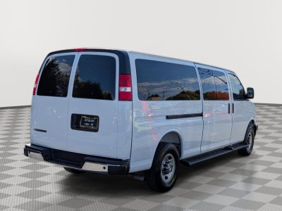 2025 Chevrolet Express Passenger 1LT